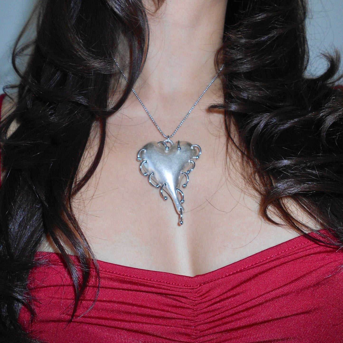 Bleeding Hearts Choker