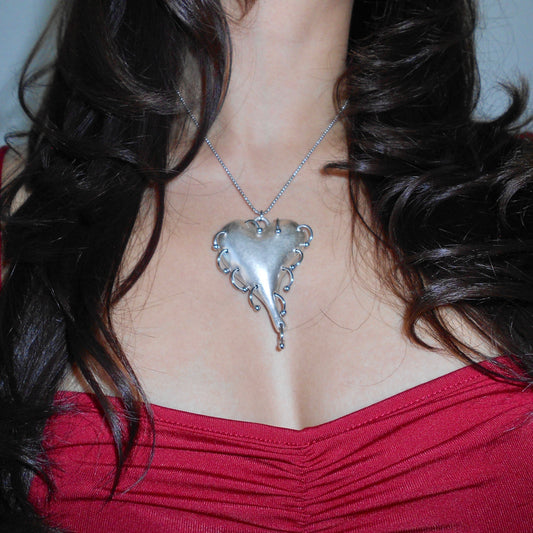 Bleeding Hearts Choker