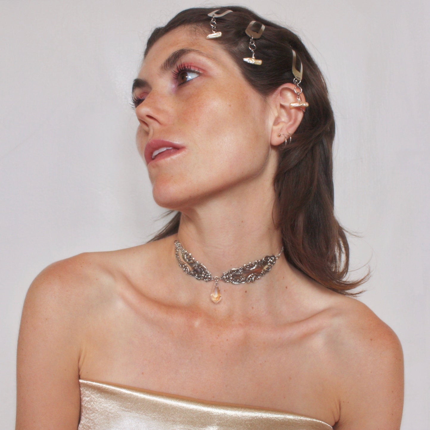 Mirrors Choker in Silver