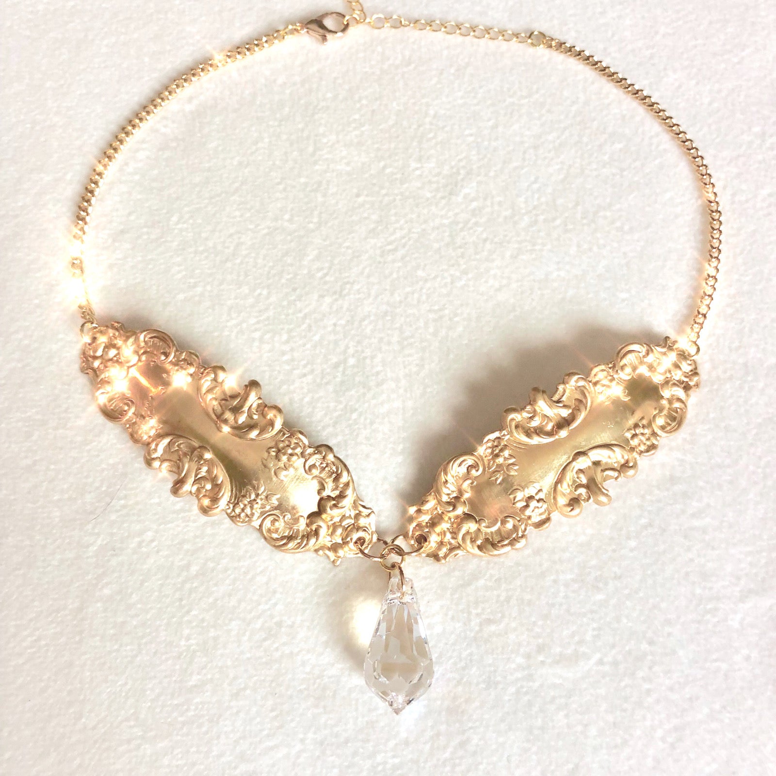 Mirrors Choker in Gold