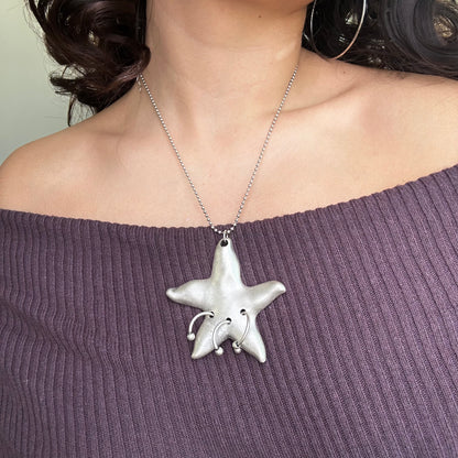 Stubborn Beauty Choker