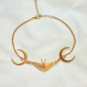 Out of the Woods Choker in Gold